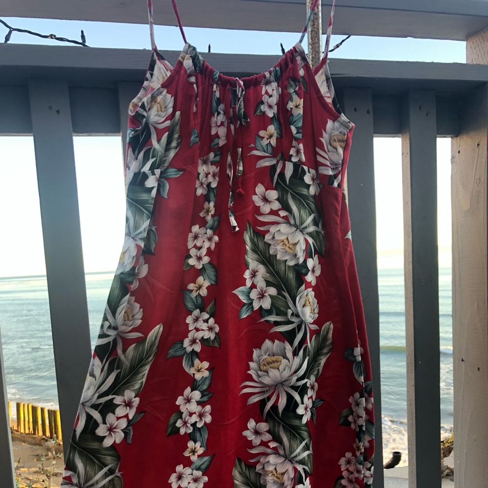Hawaiian dress